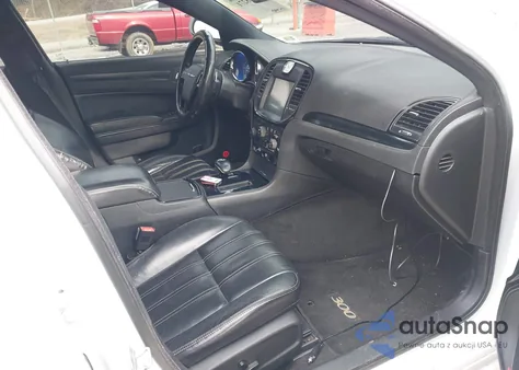 2013 Chrysler 300 S z USA, uszkodzony, nr VIN 2C3CCABGXDH606609